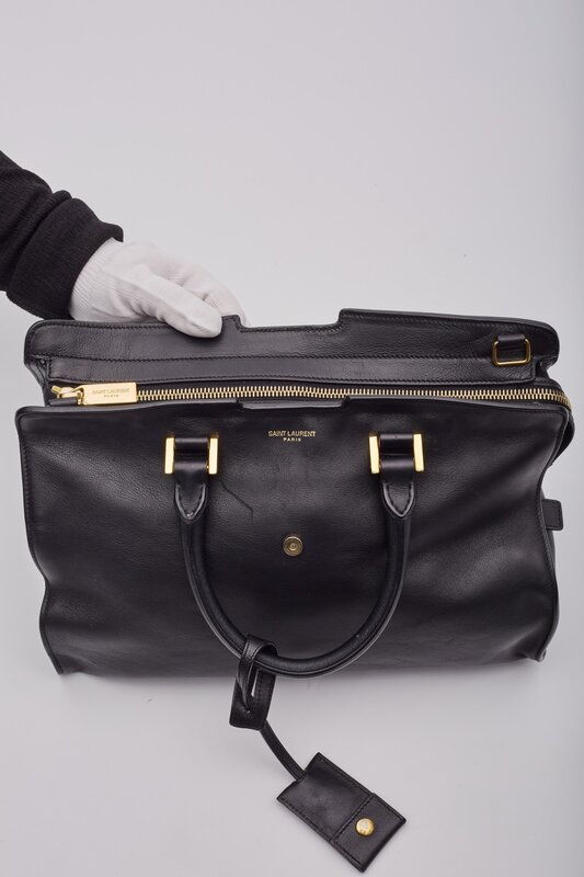 Cabas ysl small in smooth leather hotsell