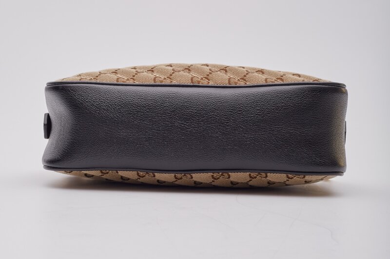 GUCCI GUCCI MONOGRAM SMALL GG MARMONT SHOULDER BAG BEIGE BLACK