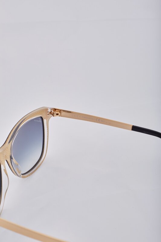 GUCCI GOLD AND BLACK FRAME SUNGLASSES GG 3675/S
