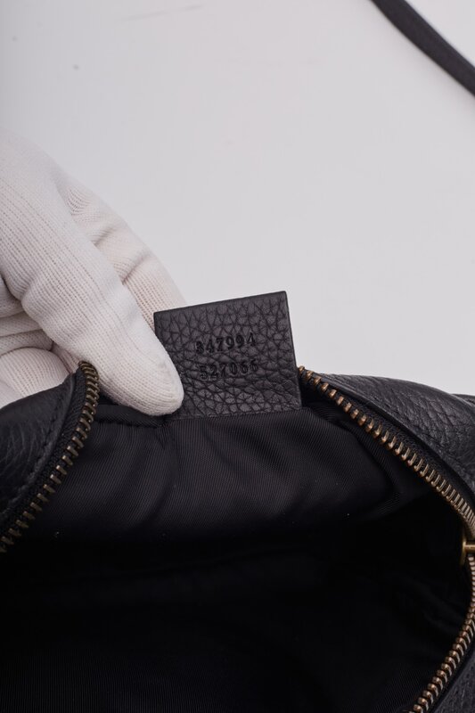 GUCCI GUCCI BLACK LEATHER SOHO DISCO CAMERA BAG MINI