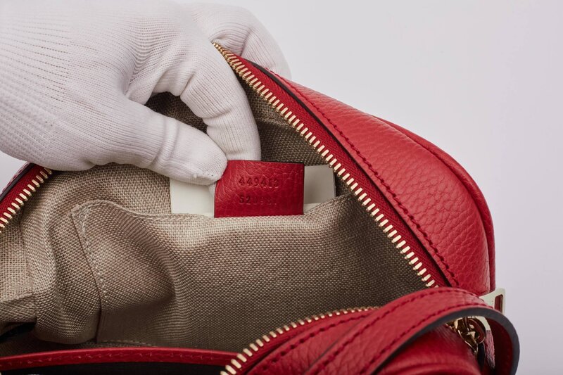 GUCCI GUCCI MONOGRAM CANVAS EBONY/ROSSO BREE MESSENGER BAG MINI