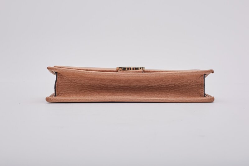 GUCCI GUCCI DOLLAR CALFSKIN INTERLOCKING GG WALLET ON CHAIN BAG BEIGE