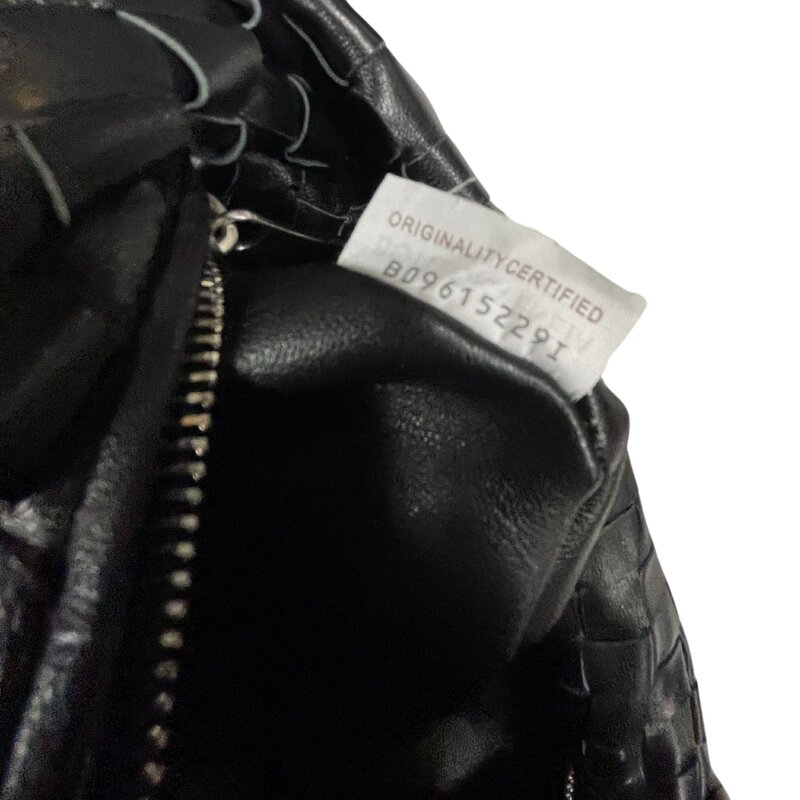 BOTTEGA VENETA BOTTEGA VENETA NAPPA BLACK INTRECCIATO TEEN JODIE BAG