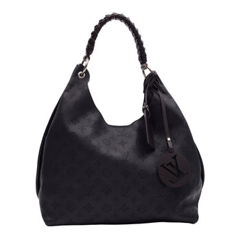 LOUIS VUITTON LOUIS VUITTON BLACK LEATHER MAHINA HOBO SILVER HRDWR