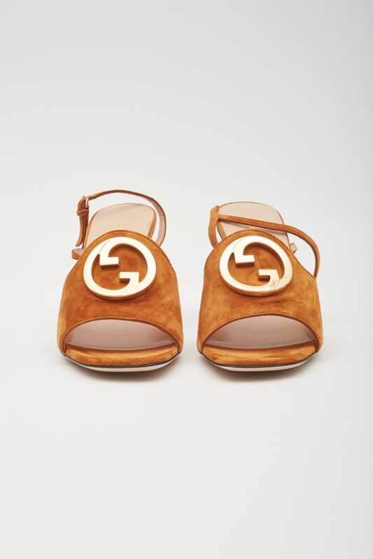 GUCCI GUCCI CONGAC SUEDE BLONDIE SANDAL HEELS