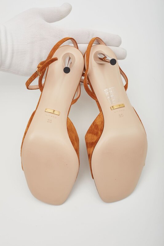 GUCCI GUCCI CONGAC SUEDE BLONDIE SANDAL HEELS