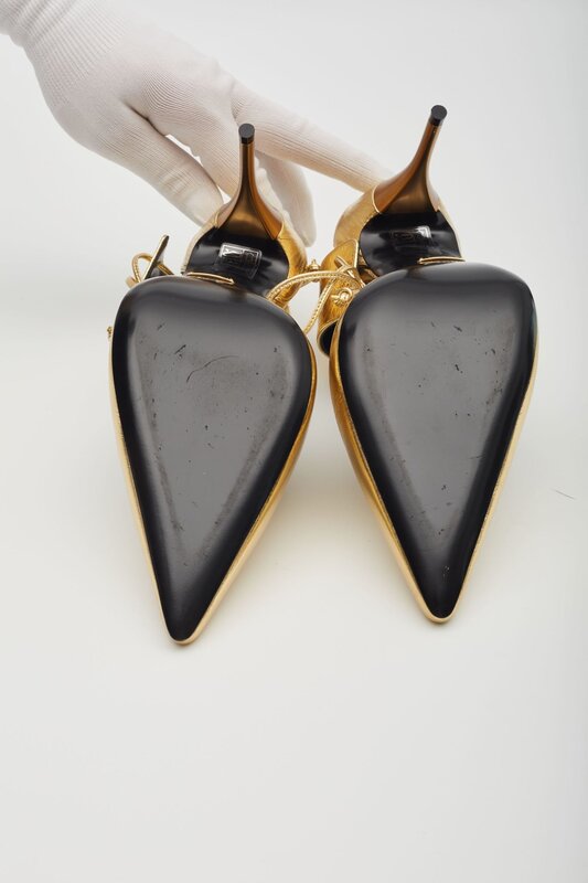 GUCCI GUCCI KIND GOLD METALLIC LEATHER PRISCILLA HEELS