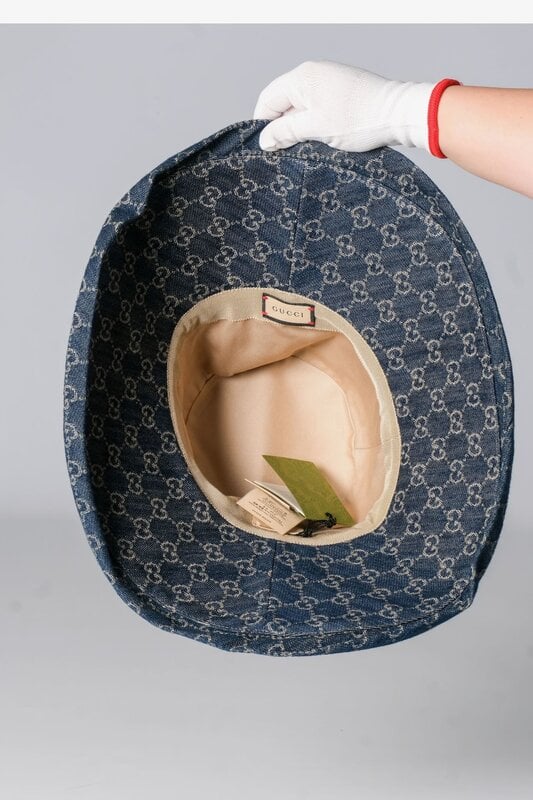 GUCCI CALIFORNIA DENIM BLUE MONOGRAM BUCKET HAT L