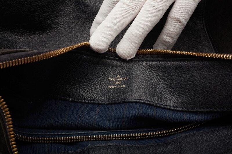 LOUIS VUITTON LOUIS VUITTON EMPREINTE SUEDE AUDACIEUSE GM INFINI HOBO BAG