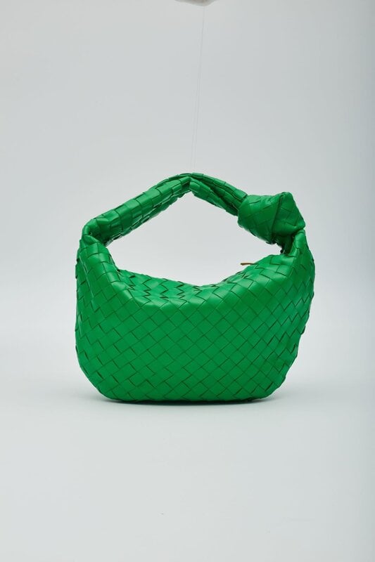 BOTTEGA VENETA GREEN INTRECCIATO LEATHER THE JODIE HANDBAG TEEN