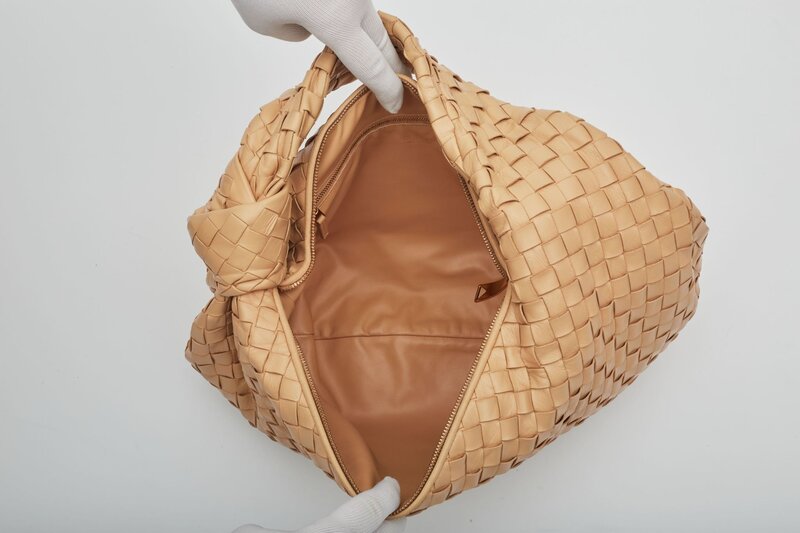 BOTTEGA VENETA INTRECCIATO LEATHER NUDE JODIE SMALL