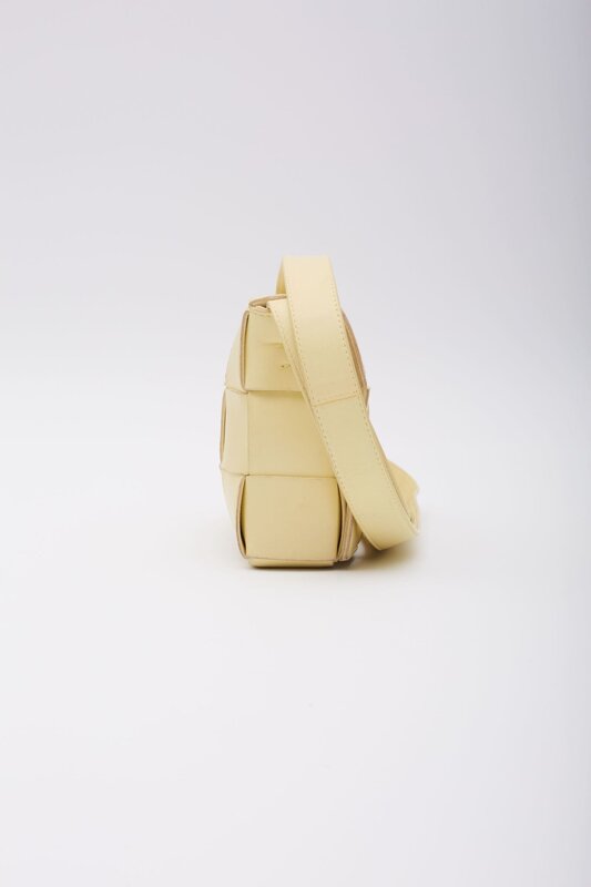 BOTTEGA VENETA PALE YELLOW LEATHER INTRECCIATO MAXI CASSETTE BAG