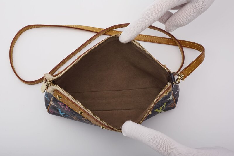 LOUIS VUITTON LOUIS VUITTON MURAKAMI MONOGRAM MULTICOLOR POCHETTE ACCESSORIES BLACK
