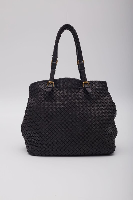 BOTTEGA VENETA BELTED LEATHER CABAS CESTA MM TOTE BAG BLACK