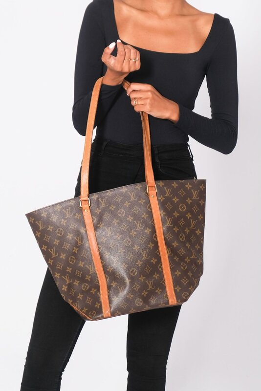 LOUIS VUITTON MONOGRAM SAC SHOPPING TOTE