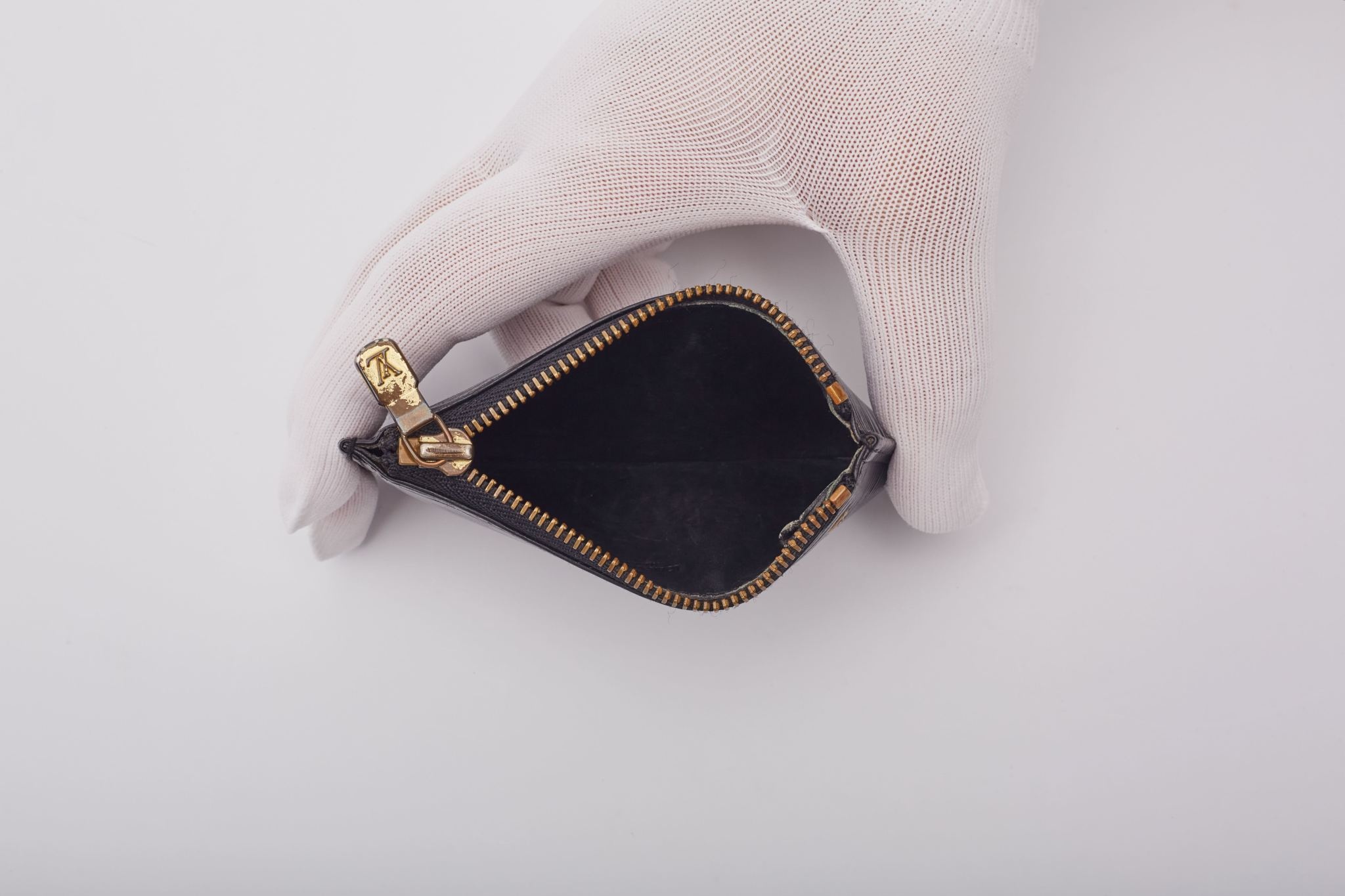 Coin bag louis vuitton hotsell