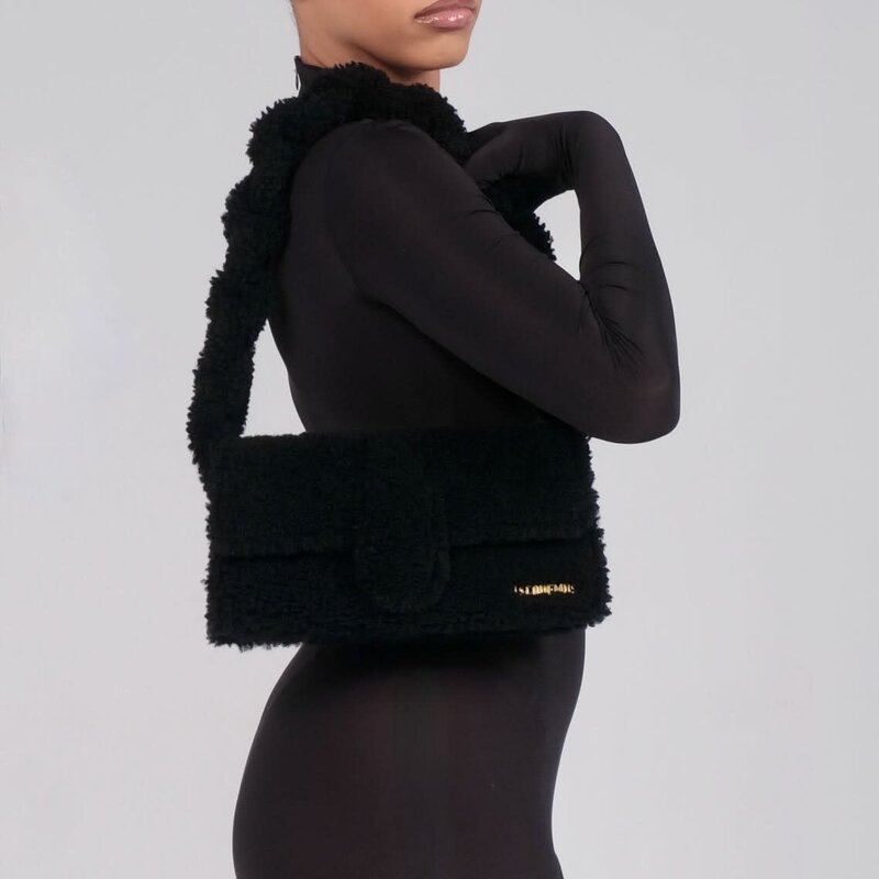 JACQUEMUS JACQUEMUS BLACK SHEARLING LE BAMBIDOU SHOULDER BAG