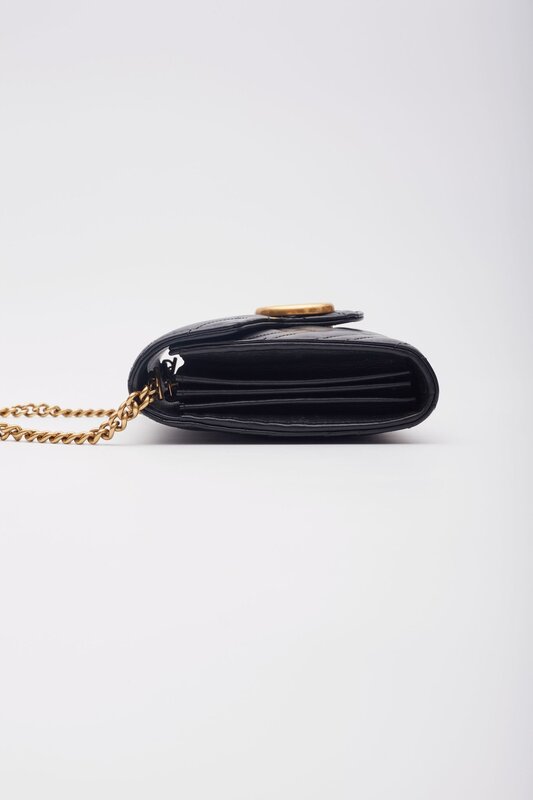 GUCCI GUCCI CALFSKIN MATELASSE GG MARMONT CHAIN WALLET BLACK