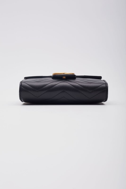 GUCCI GUCCI CALFSKIN MATELASSE GG MARMONT CHAIN WALLET BLACK