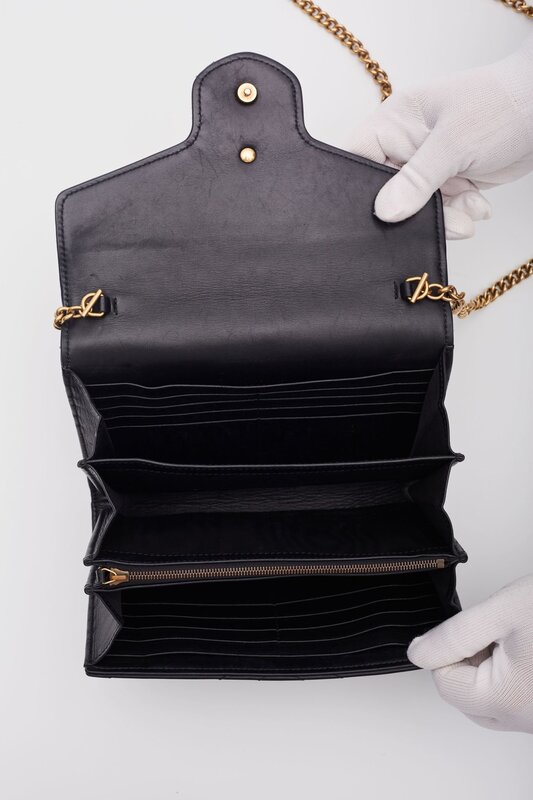 GUCCI GUCCI CALFSKIN MATELASSE GG MARMONT CHAIN WALLET BLACK