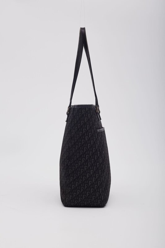 CHRISTIAN DIOR DIOR BLACK MONOGRAM DIORISSIMO TOTE BAG