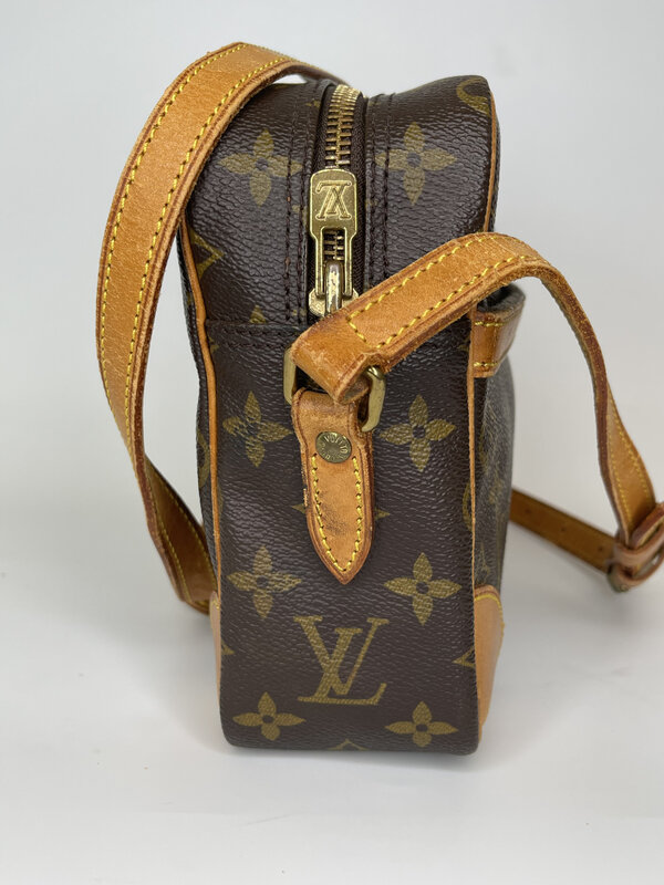 LOUIS VUITTON LOUIS VUITTON MONOGRAM TROCADERO CROSSBODY BAG