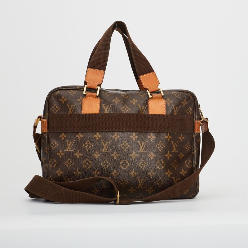 LOUIS VUITTON LOUIS VUITTON MONOGRAM SAC BOSPHORE MESSENGER DOCUMENT BAG