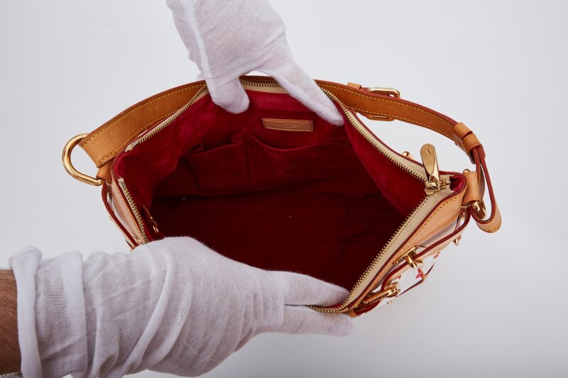 LOUIS VUITTON LOUIS VUITTON MURAKAMI WHITE MONOGRAM MULTICOLOR GRETA SHOULDER BAG