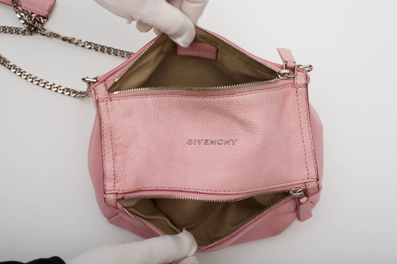 GIVENCHY GIVENCHY SUGAR LEATHER MINI PANDORA SHOULDER BAG PINK