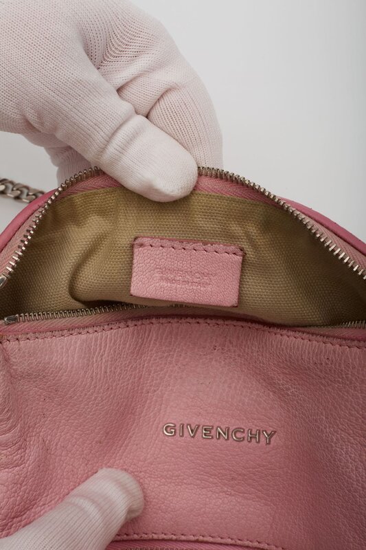 GIVENCHY GIVENCHY SUGAR LEATHER MINI PANDORA SHOULDER BAG PINK