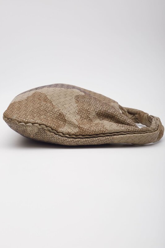 BOTTEGA VENETA BOTTEGA VENETA NAPPA INTRECCIATO EMBROIDERED MAXI HOBO BAG
