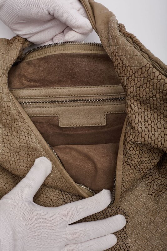 BOTTEGA VENETA BOTTEGA VENETA NAPPA INTRECCIATO EMBROIDERED MAXI HOBO BAG