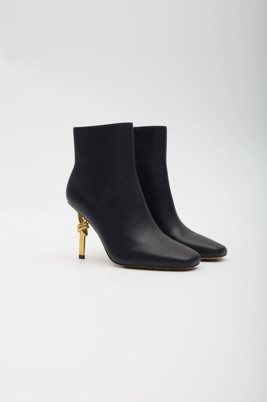 BOTTEGA VENETA BOTTEGA VENETA GOLD ANKLE BOOTIE GOLD KNOT HEELS