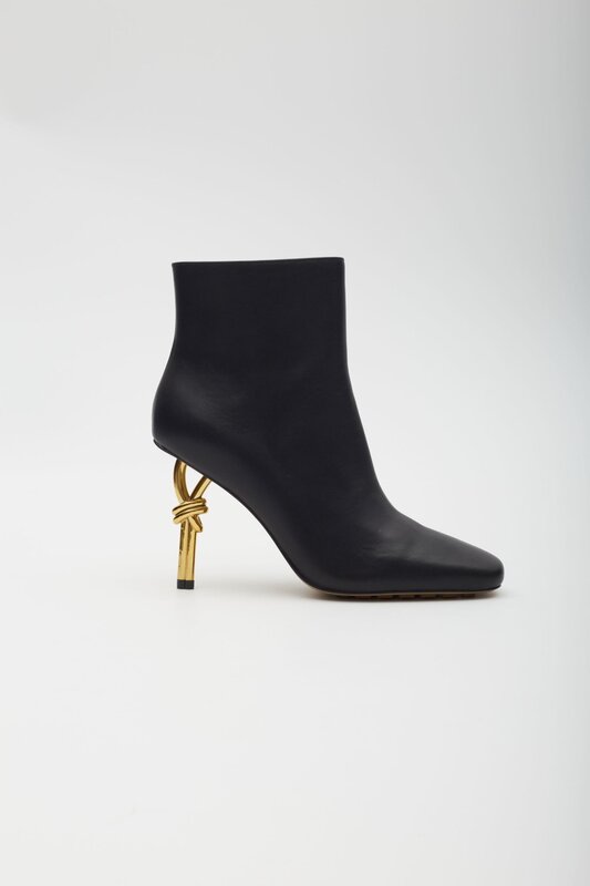 BOTTEGA VENETA BOTTEGA VENETA GOLD ANKLE BOOTIE GOLD KNOT HEELS