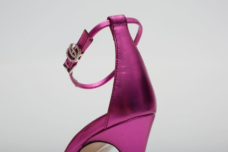 GUCCI GUCCI SATIN METALLIC LEATHER SANDAL HEELS FUCHSIA