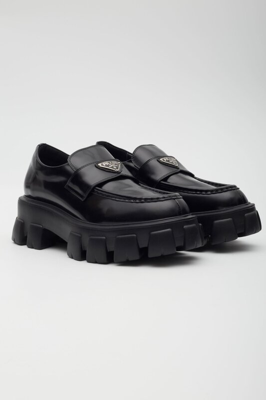 BCBG PRADA BRUSHED LEATHER BLACK MONOLITH LOAFER WOMENS