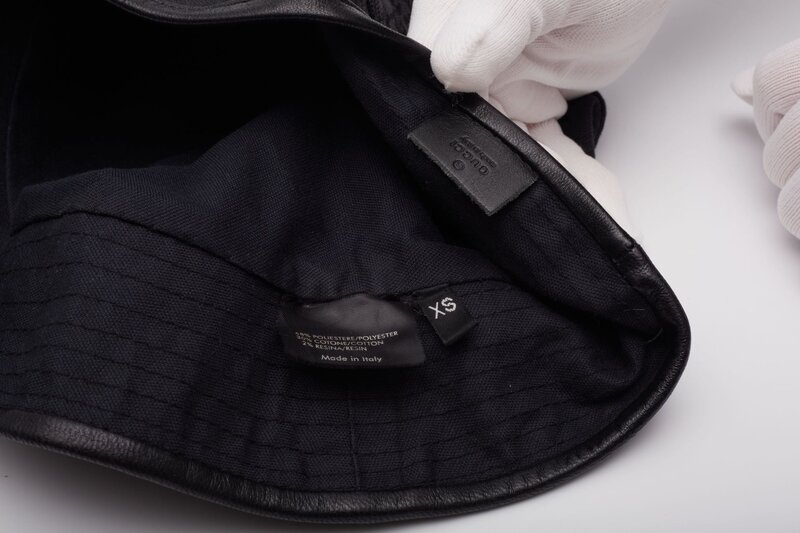 GUCCI GUCCI MONOGRAM BLACK BUCKET HAT