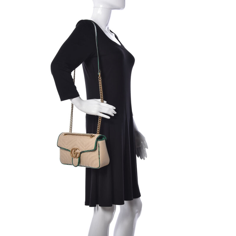 GUCCI GUCCI GG MARMONT RAFFIA MATELASSE SHOULDER BAG SMALL