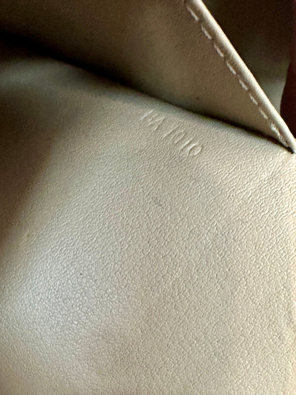 LOUIS VUITTON LOUIS VUITTON PATENT MONOGRAM THOMPSON BAG (AS IS)