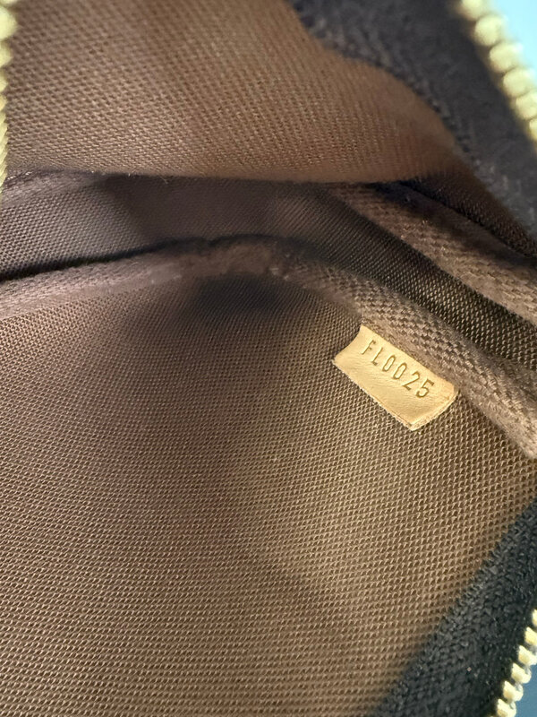 LOUIS VUITTON LOUIS VUITTON CERISES MONOGRAM POCHETTE LIMITED EDITION ACCESSORIES MINI ULTRA RARE