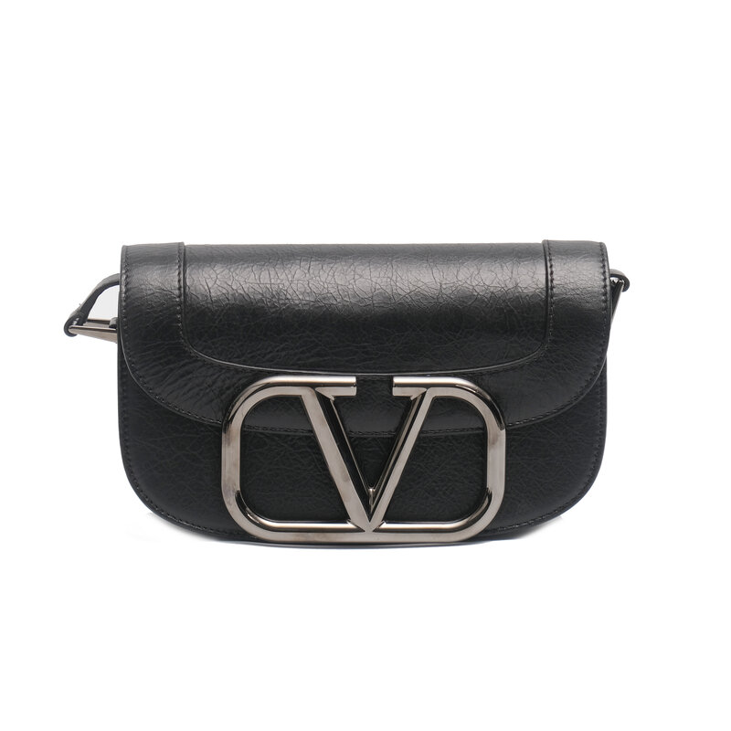 VALENTIVO VALENTINO CALFSKIN SUPERVEE SHOULDER BAG BLACK
