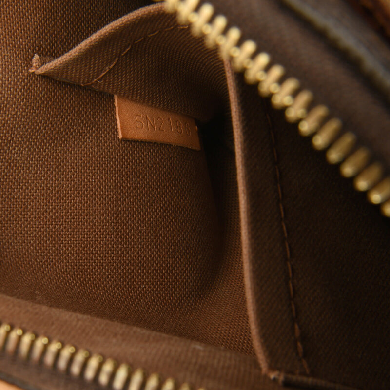 LOUIS VUITTON LOUIS VUITTON MONOGRAM CANVAS ALMA BB BAG