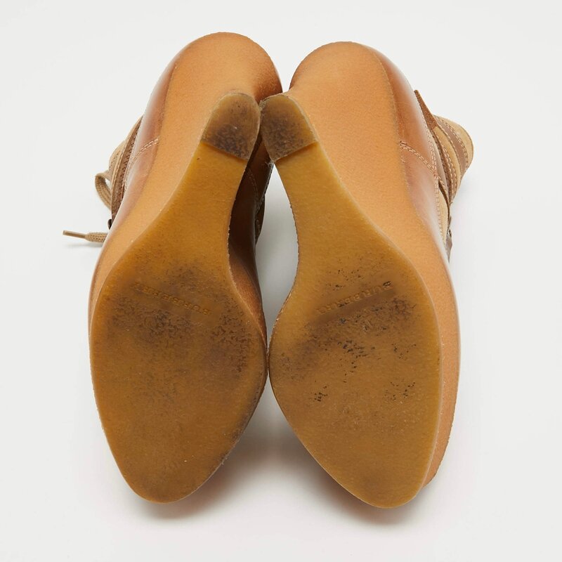 BURBERRY CAMEL LEATHER SHEARLING PLATFORM WEDGES (US 8)