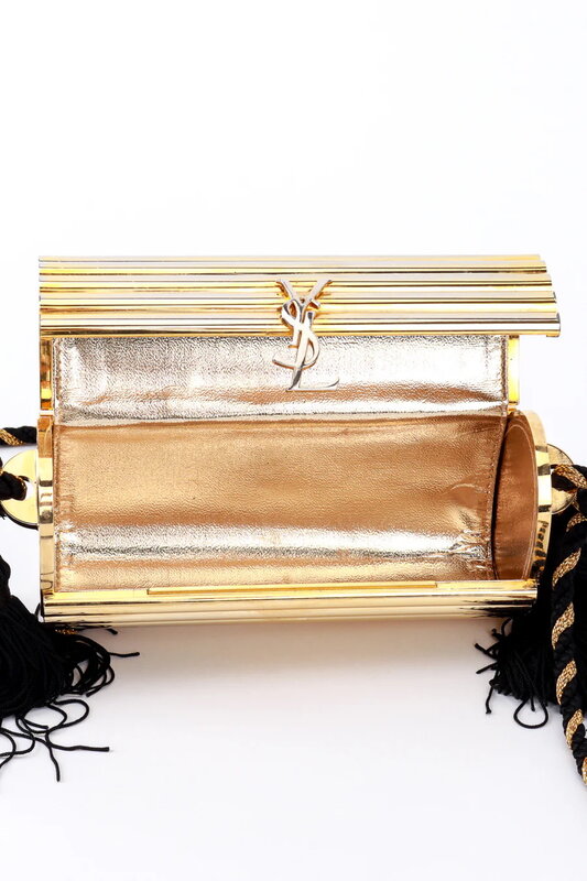 YVES SAINT LAURENT YVES SAINT LAURENT VINTAGE MINAUDIÈRE OPIUM BOX BAG GOLD METAL 1980s