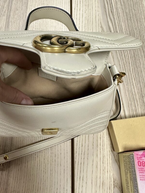 GUCCI GUCCI GG MARMONT CALFSKIN MATELASSE SHOULDER BAG WHITE MINI