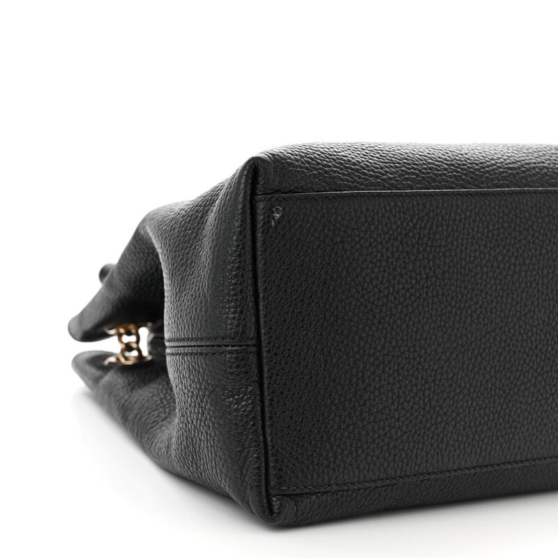 GUCCI GUCCI PEBBLED CALFSKIN BLACK SOHO CHAIN SHOULDER BAG MEDIUM