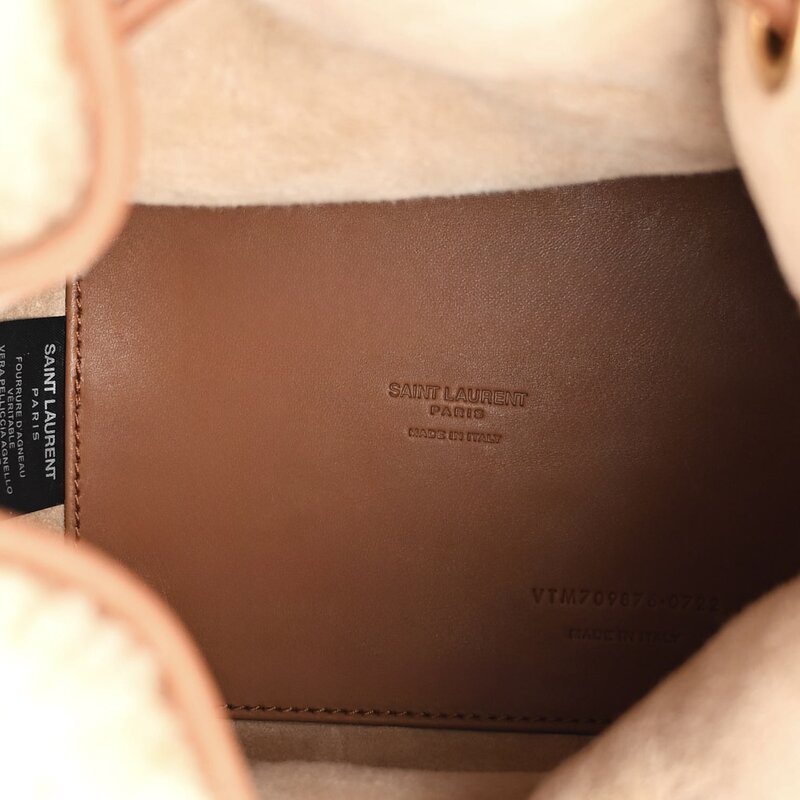 SAINT LAURENT SAINT LAURENT BEIGE LAMBSKIN SHEARLING EMMANUELLE BUCKET BAG