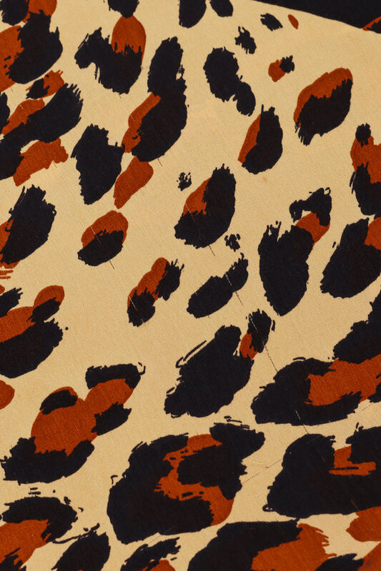 YVES SAINT LAURENT YVES SAINT LAURENT OVERSIZED PROWL OF LEOPARDS SHAWL