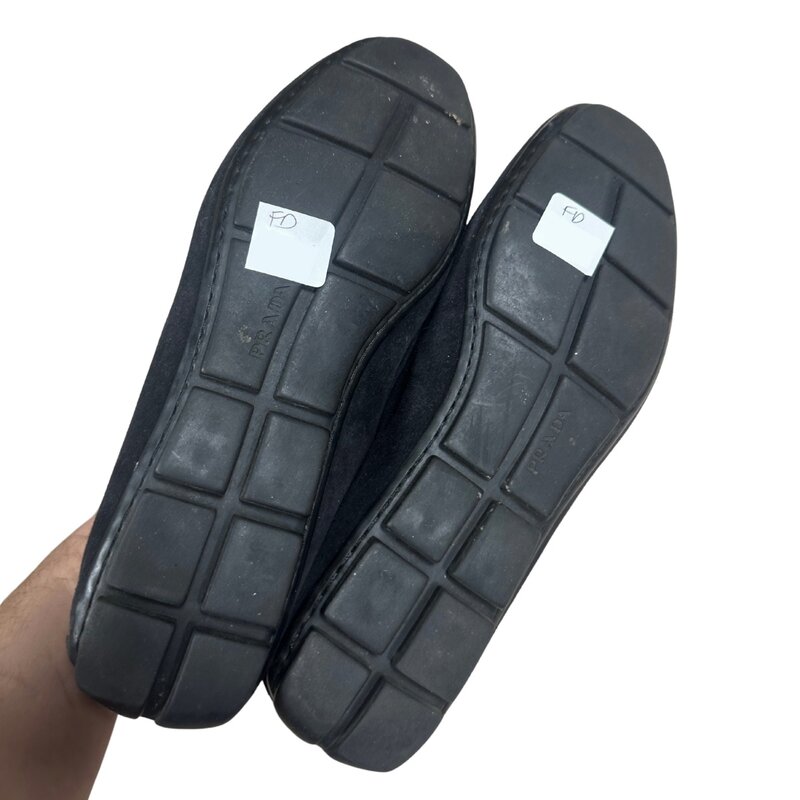 PRADA PRADA 2DD007 BLACK SUEDE LOGO LOAFERS (US 8.5)