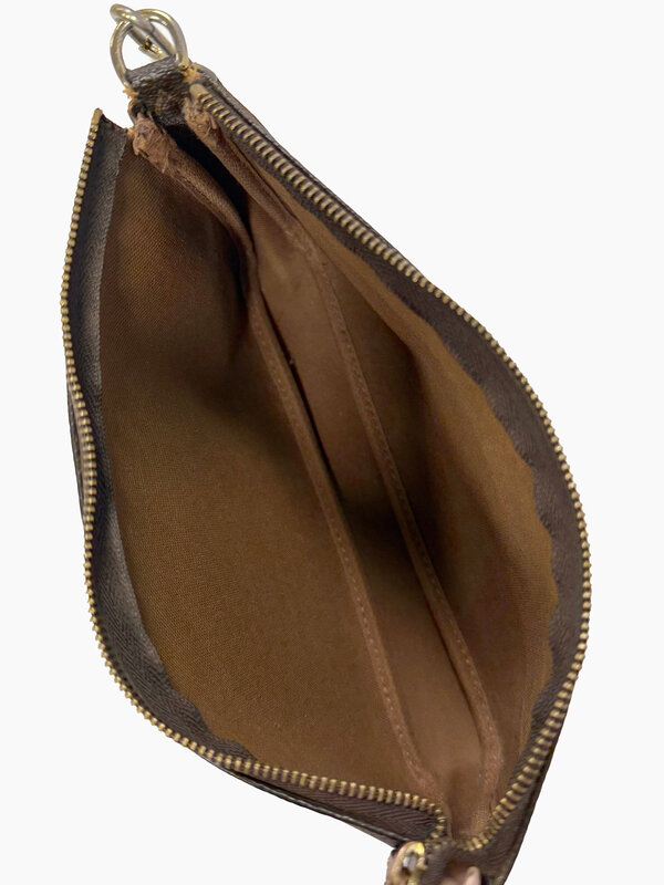 LOUIS VUITTON LOUIS VUITTON POCHETTE ACCESOIRES STRAP SHOULDER BAG